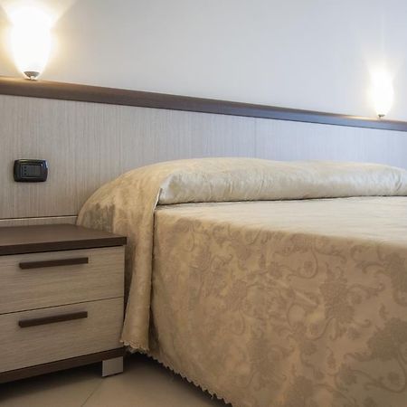 Residence Gli Ulivi Di Eolo ซาปรี ภายนอก รูปภาพ